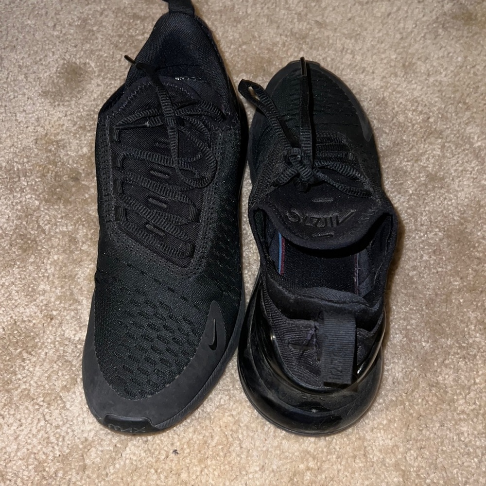 Women’s Nike Air 270